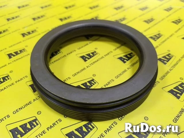 Сальник ступицы OEM 118-5839 81866390 фото