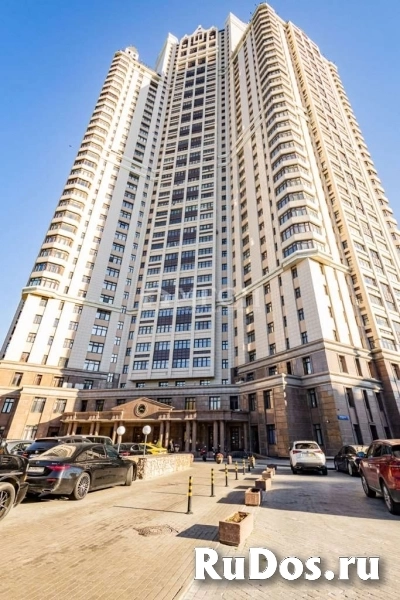 Продам 4 комнатную квартиру 194.4 м2 изображение 4