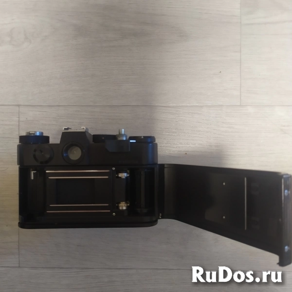 Продам отличный фотоаппарат со фотовспышкой фотка