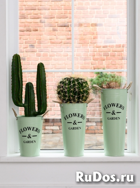 Цветные металлические вазоны для цветочных магазинов от производи фотка