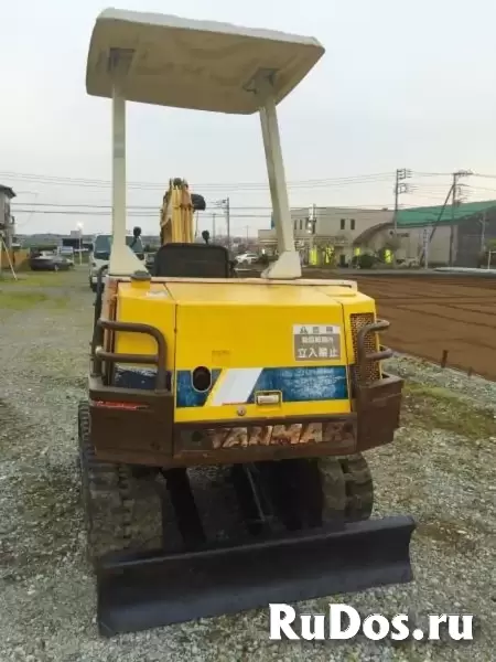 Японский мини-экскаватор YANMAR B-22 изображение 3