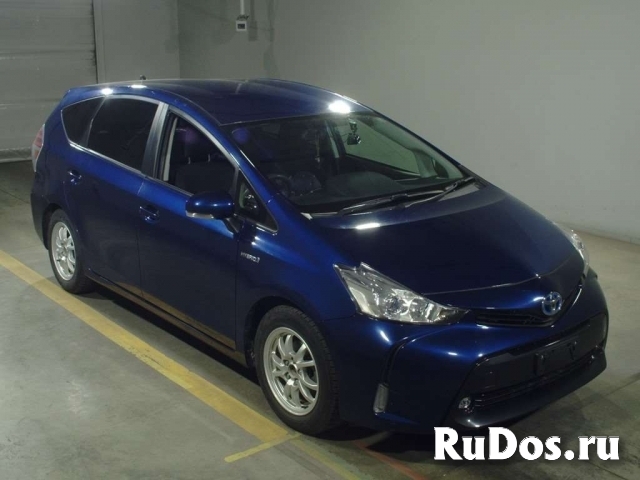 Минивэн гибрид Toyota Prius Alpha кузов ZVW41W модификация S фото