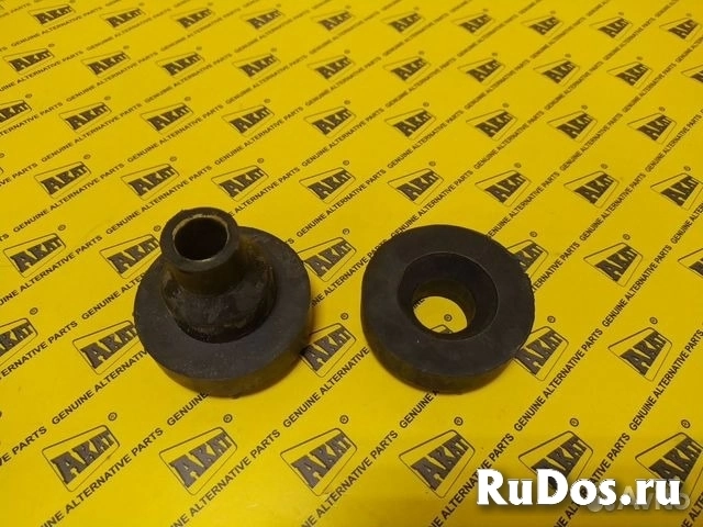 Подушка двигателя задняя Terex 6106848M91  117846A1 изображение 3