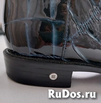 Сапоги демисезонные Essere.Италия.  Каждая пара данного бренда изготавливается в ручную. Натуральная кожа.  Размер 35, идеальное состояние . изображение 3