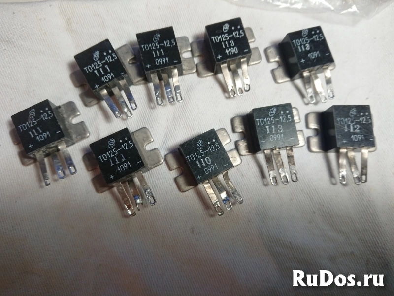 Тиристоры.  Оптроны.  Симисторы.  Диоды.  Стабилитроны.  Динисторы.  Варикап. изображение 6