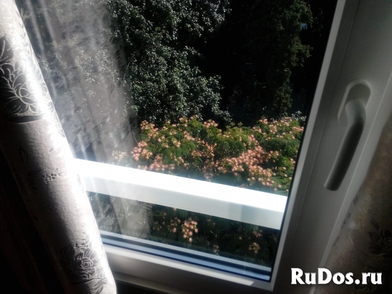 1 комнатная квартира посуточно в центре, море 200 метров изображение 9