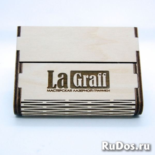 Визитница из дерева "Кассета" изображение 7