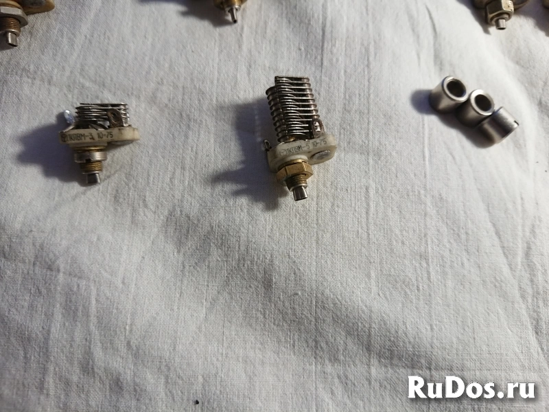 Конденсаторы подстроечные с воздушным диэлектриком. изображение 5