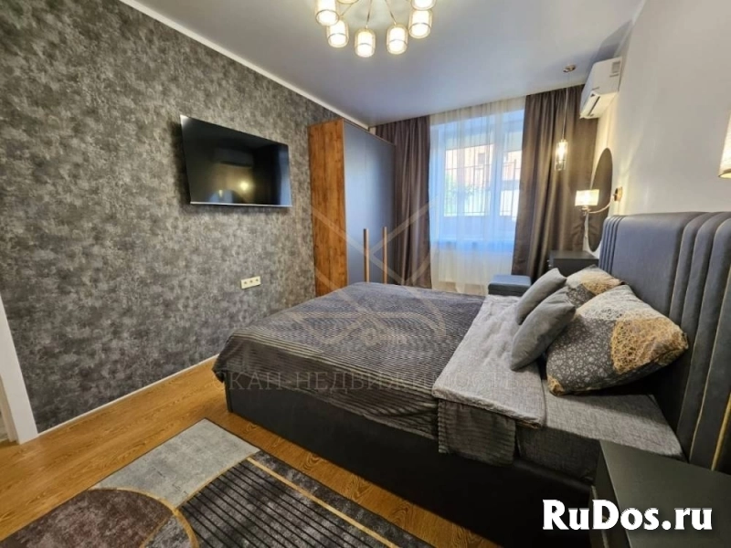 Продам 2 комнатную квартиру 60 м2 фото