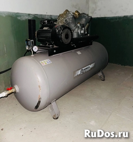 Полуавтомат выдува ПЭТ тары, ПВ 800 в комплекте с компрессором и охладителем изображение 5