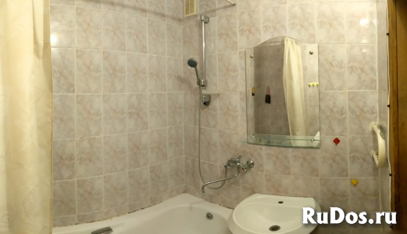 Продам 2-комнатную квартиру(Беринга) изображение 5