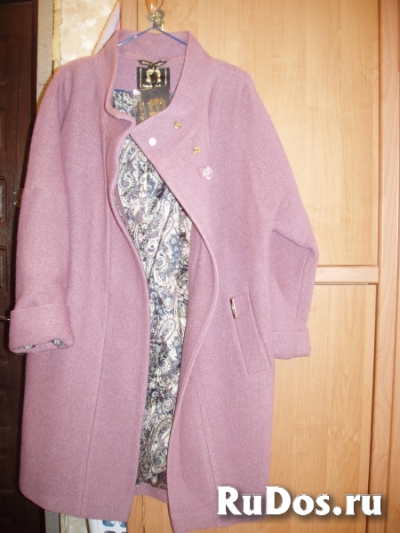 Пальто демисезонное шерстяное изображение 3