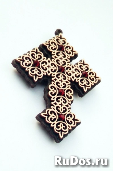 Крест на присоске со стразами изображение 6