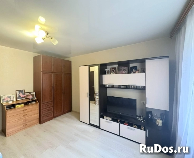Продам 2 комнатную квартиру 53.5 м2 изображение 3