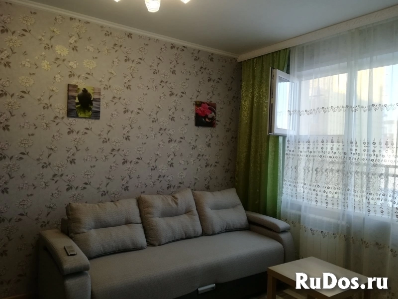 сдам 1 ком. кв.38 кв/м русской семейной паре или девушке изображение 10