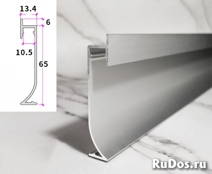 Плинтус для ГИПСОКАРТОНА алюминий плоский фотка