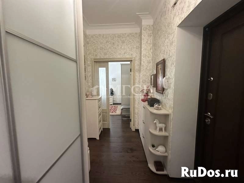 Продам 2 комнатную квартиру 62 м2 изображение 3