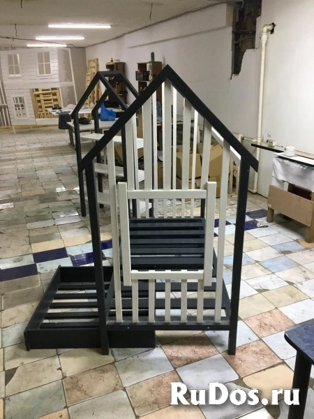 Детская кроватка Домик и стеллаж изображение 3