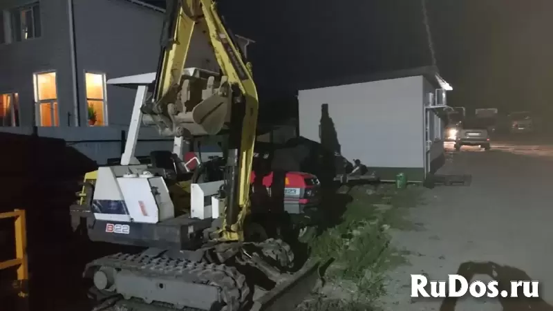 Японский мини-экскаватор YANMAR B-22 изображение 4