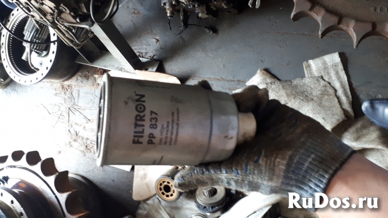 Фильтры экскаваторов Hitachi Komatsu Hyundai изображение 3