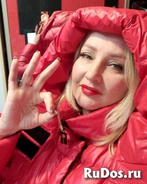 Сочная мамочка, вылижу твои яйца. м. Василеостровская, +7 (981) 841-46-80 , Ника фото