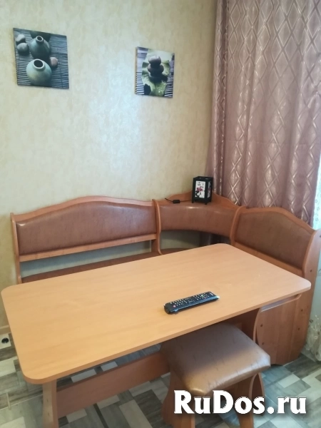 сдам 1 ком. кв.38 кв/м русской семейной паре или девушке изображение 7