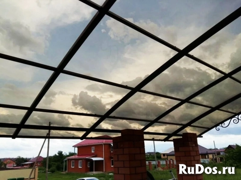 Монолитный поликарбонат фото