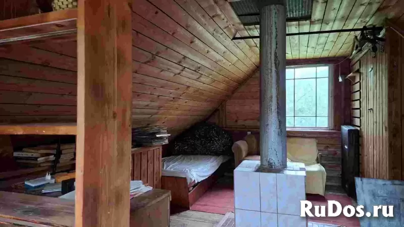 Добротный крепкий дом в лесу на хуторе изображение 8