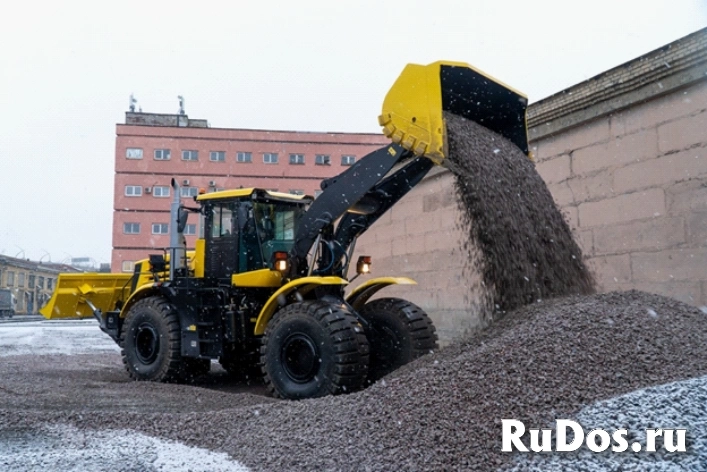 Универсальная дорожная машина «КИРОВЕЦ» К-708УДМ изображение 3