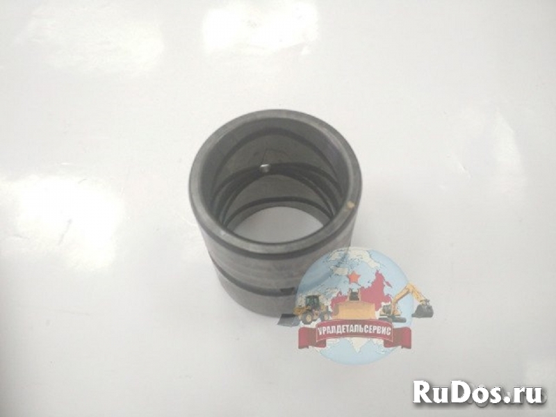 Втулка 11710944 Volvo фотка