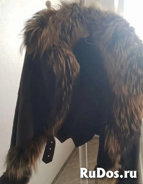 Кожаная куртка с мехом изображение 4