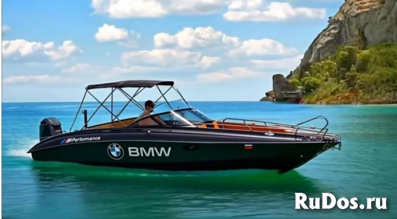 Касатка-700 спорт, черная пластиковая моторная лодка фото