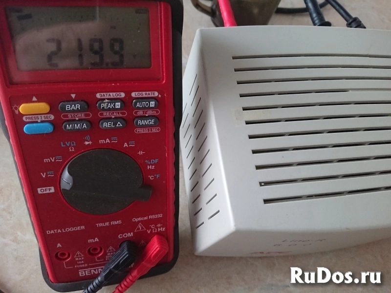 Стабилизатор напряжения APC Line-R изображение 6