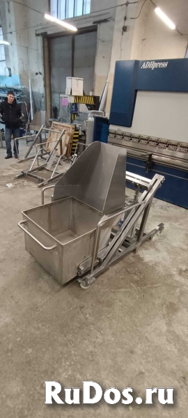 Подъёмник опрокидыватель пневматический-передвижной фотка