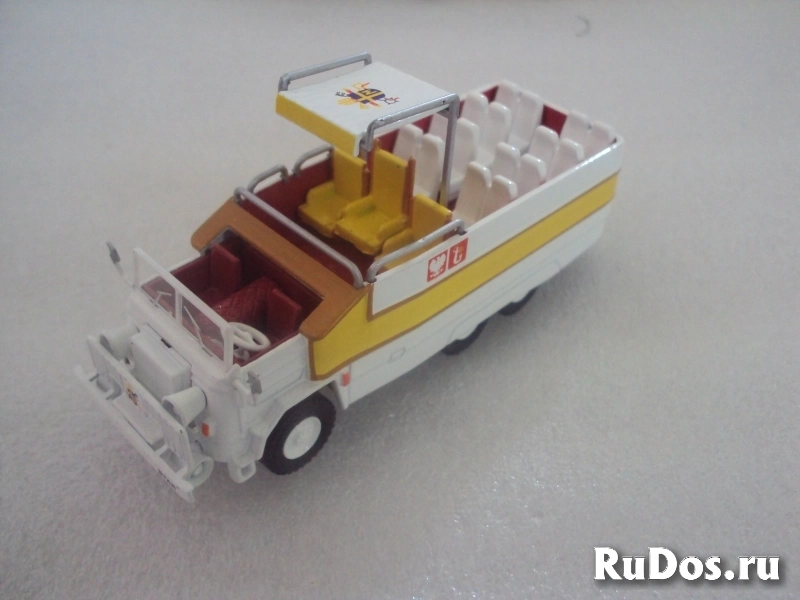 Star 660 Papamobile Папамобиль 1979 изображение 3