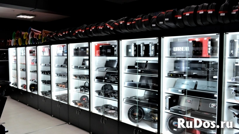 Торговое оборудование для магазинов под заказ фото