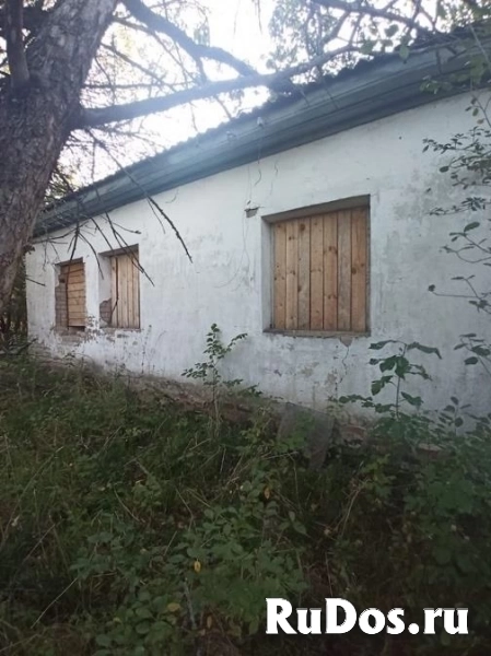 нежилое здание с земельным участком фотка