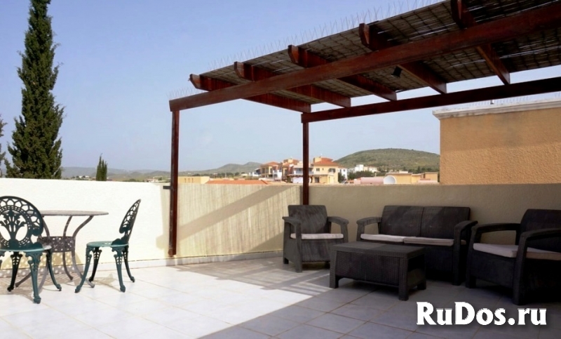 Смежный 2-спальный дом с террасой на крыше в районе Пафоса-Кипр изображение 11