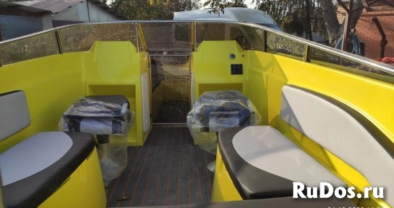 Касатка-700 пластиковая спортивная моторная лодка фотка