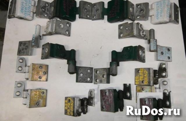 Петля двери Citroen Berlingo фотка