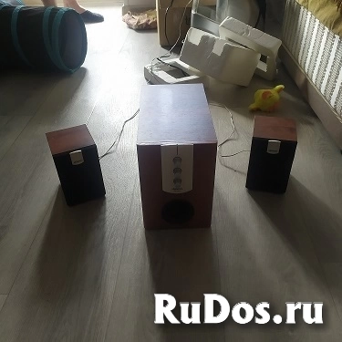 Продаю сабвуфер с сателитами для компьютера фото
