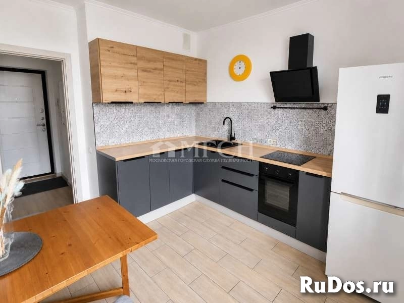 Продам 1 комнатную квартиру 31.4 м2 фотка