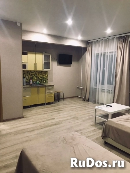 Уютная студия посуточно, Беляковский переулок, дом 31 фото