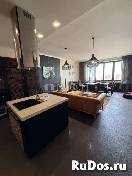 Продам 2 комнатную квартиру 94 м2 изображение 6
