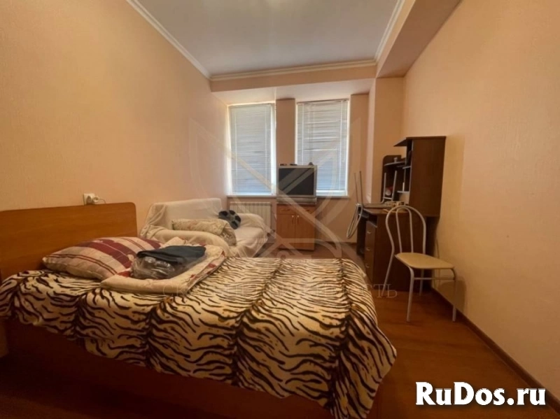 Продам 4 комнатную квартиру 150 м2 изображение 9