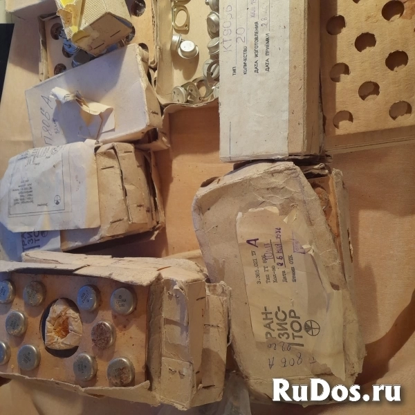 Транзисторы  СССР   Новые. изображение 11