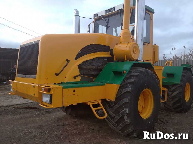 Трактор Кировец К-700, 15 м/ч фото