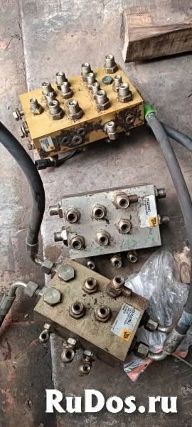 Клапан JCB 25/220042 фото