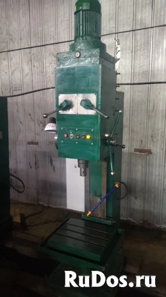 Станок универсальный сверлильный одношпиньдельный 2Н135 фото