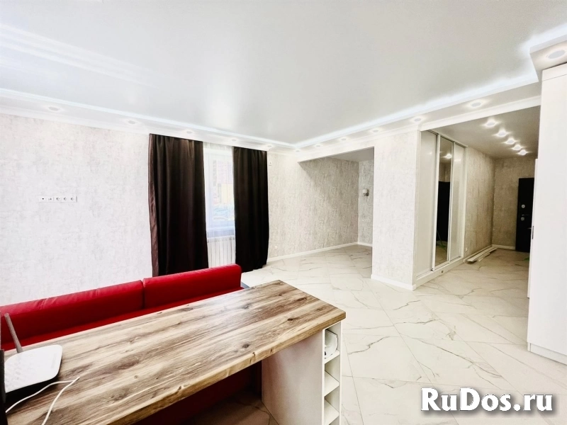 Продается 3-х комнатная квартира 107 м2 изображение 8